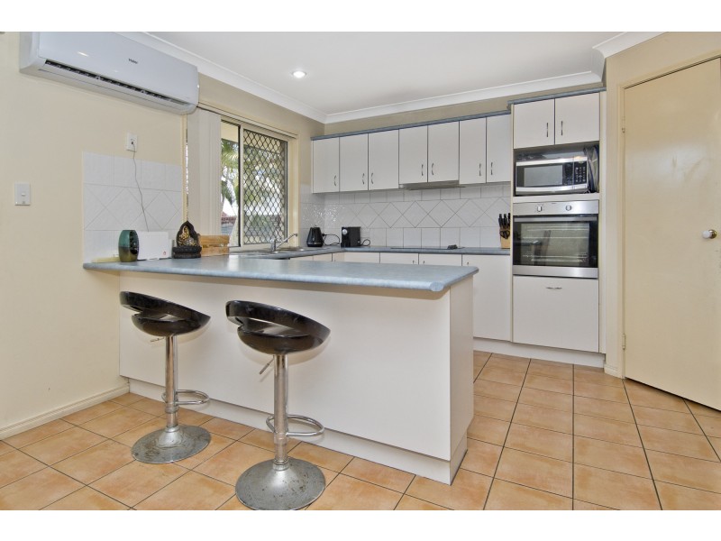 18 Forestglen Crescent, Bahrs Scrub QLD 4207