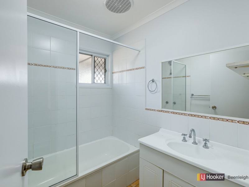 26 Clarendon Avenue, Bethania QLD 4205