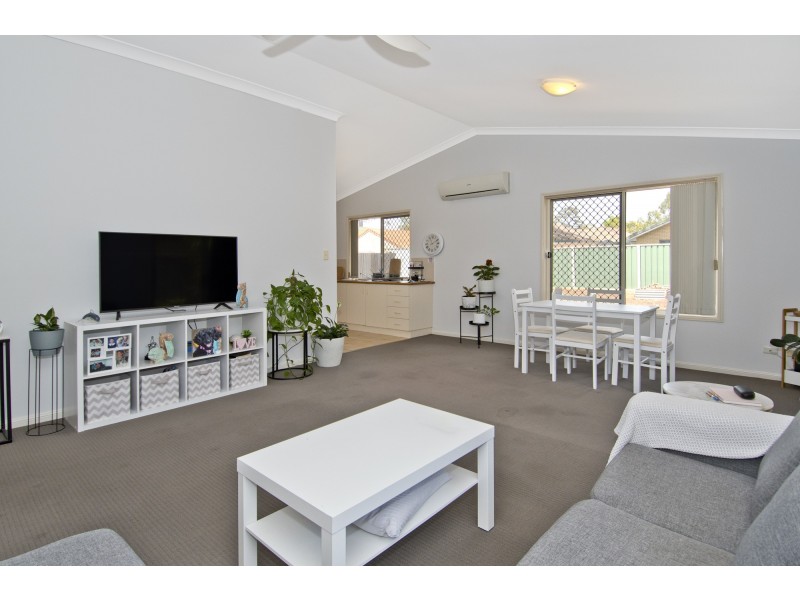 15 Dunbarton Lane, Bethania QLD 4205
