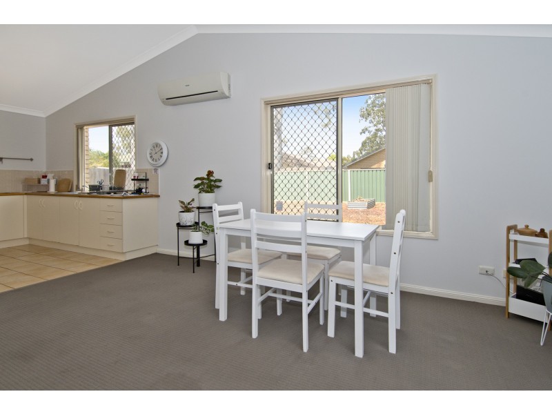 15 Dunbarton Lane, Bethania QLD 4205