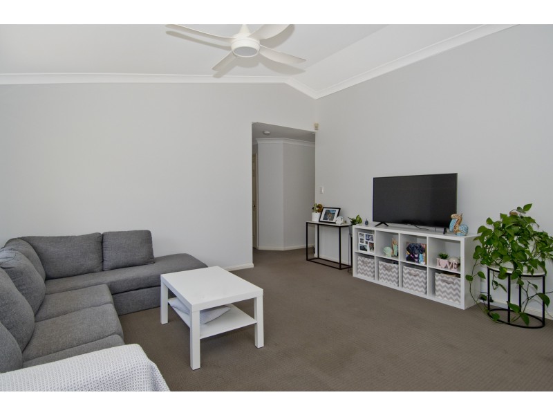 15 Dunbarton Lane, Bethania QLD 4205