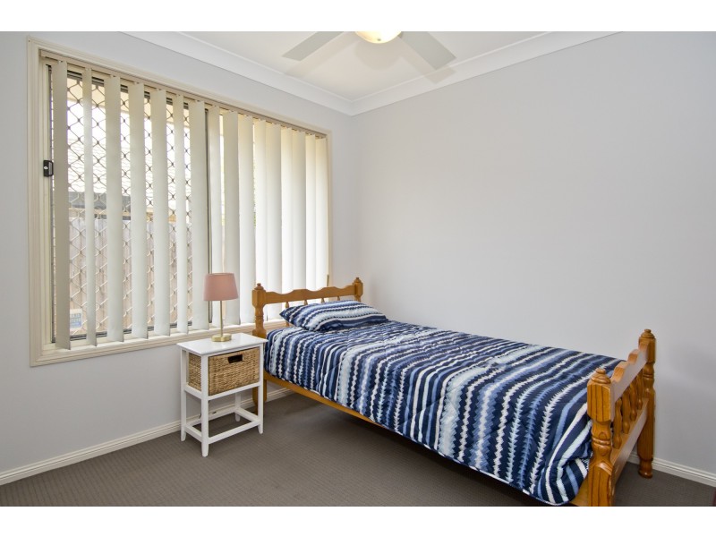 15 Dunbarton Lane, Bethania QLD 4205