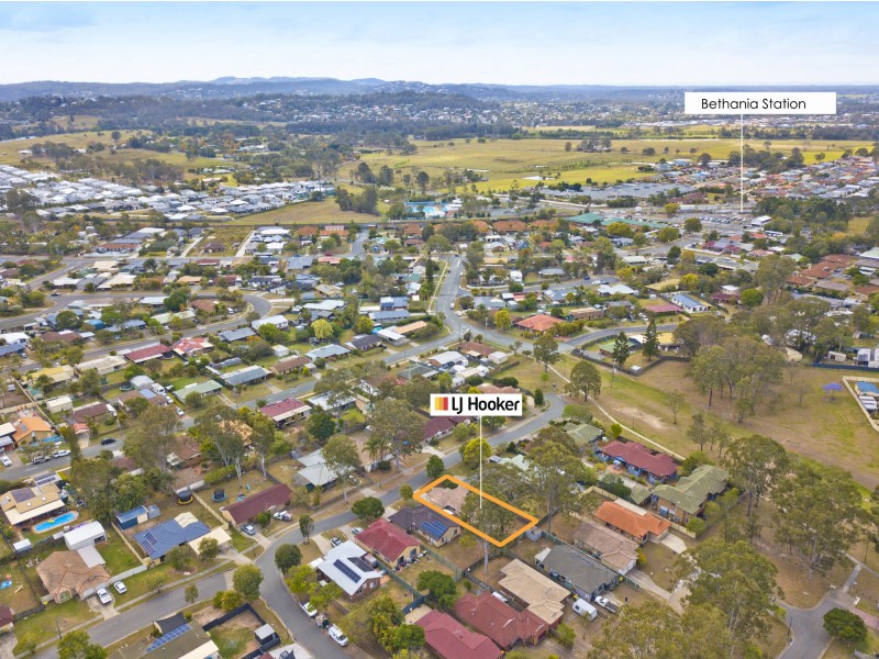 15 Dunbarton Lane, Bethania QLD 4205