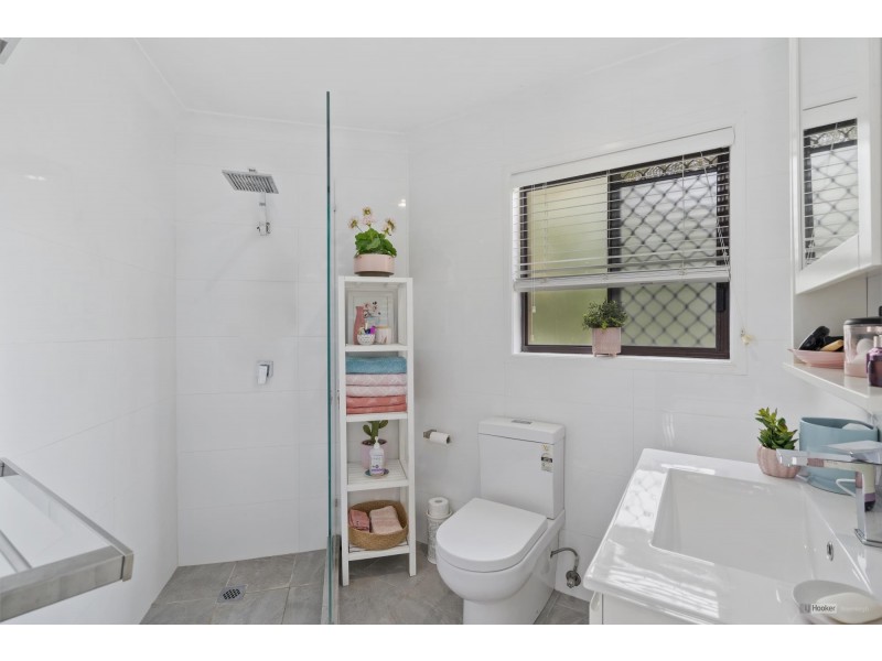 11/93-95 Barbaralla Drive, Springwood QLD 4127
