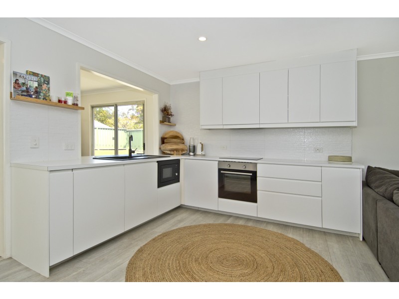 6 Stapelton Terrace, Bethania QLD 4205