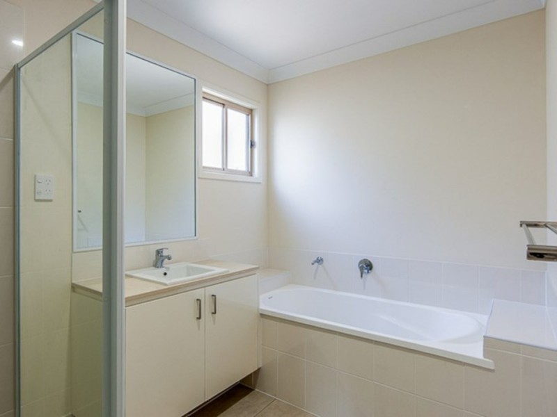 35 Dysart Drive, Holmview QLD 4207