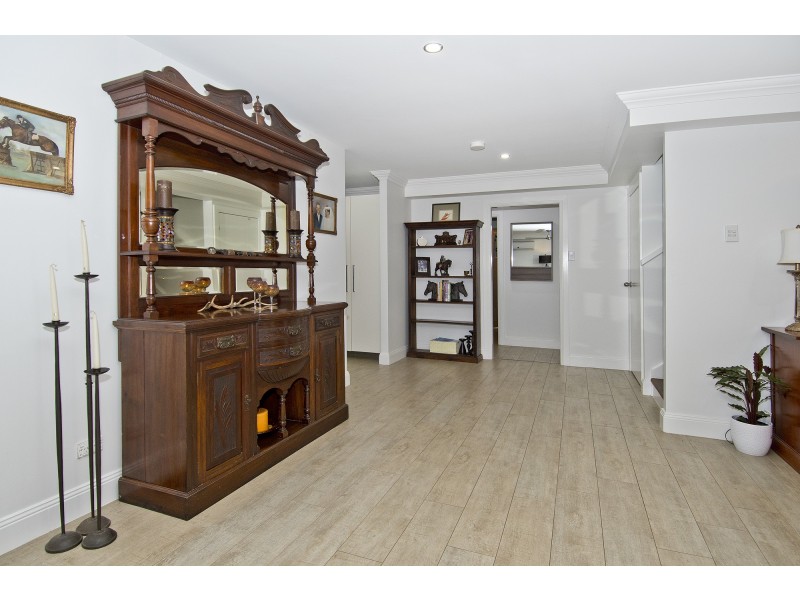 16 William Street, Waterford West QLD 4133