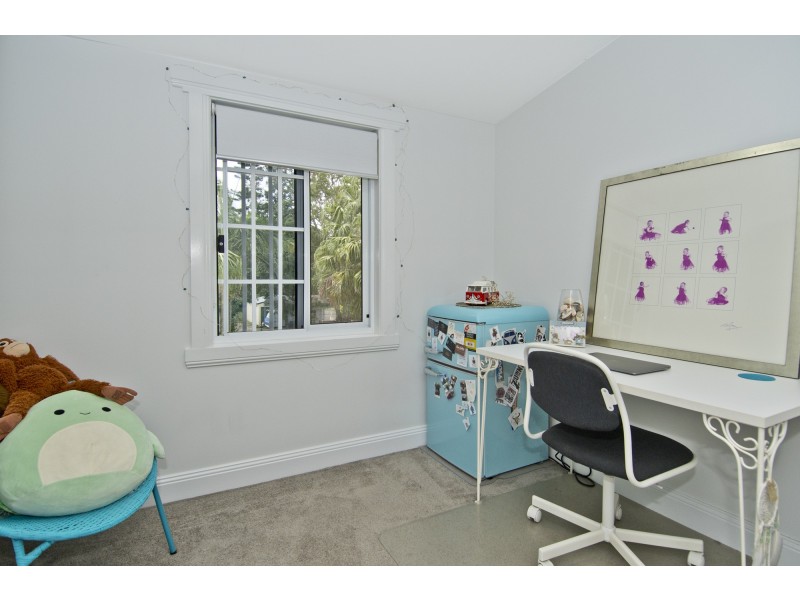 16 William Street, Waterford West QLD 4133