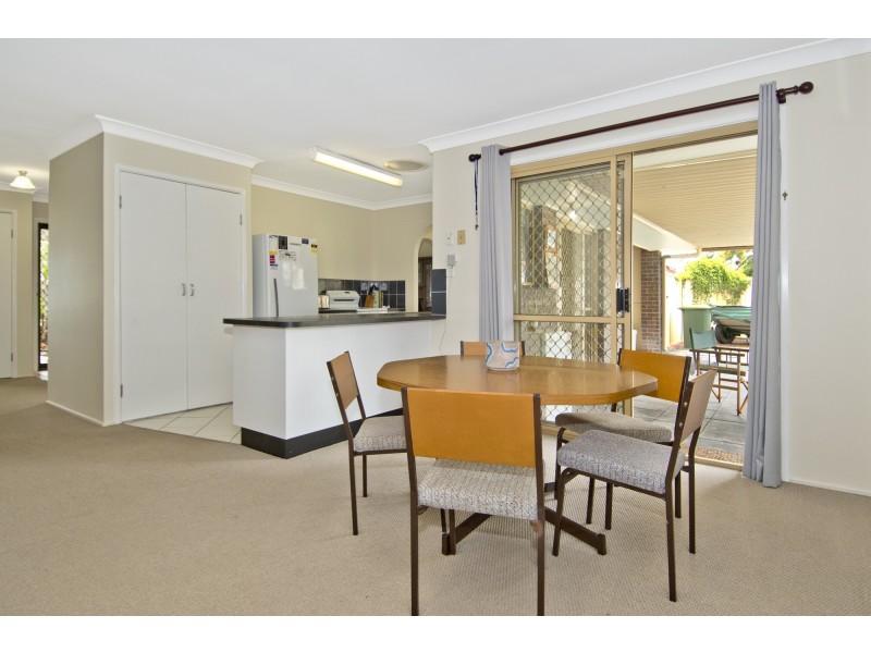 11 Scoresby Street, Mount Warren Park QLD 4207