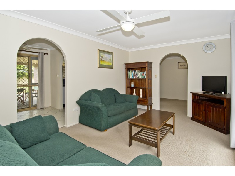 11 Scoresby Street, Mount Warren Park QLD 4207