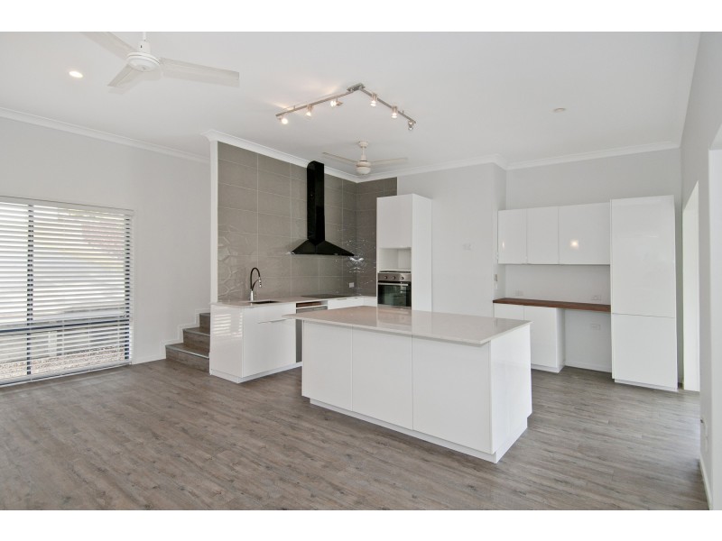 5 Salwood Place, Beenleigh QLD 4207