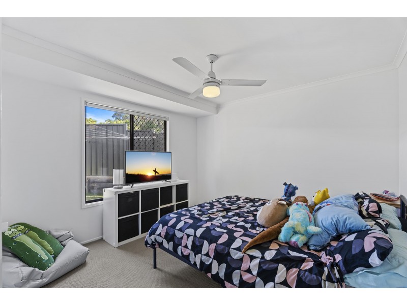 15 Melwood Street, Eagleby QLD 4207