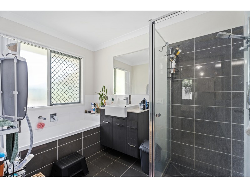 15 Melwood Street, Eagleby QLD 4207