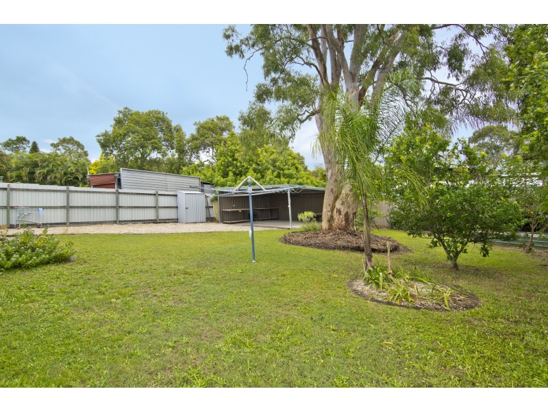 18 Meadow Crescent, Beenleigh QLD 4207