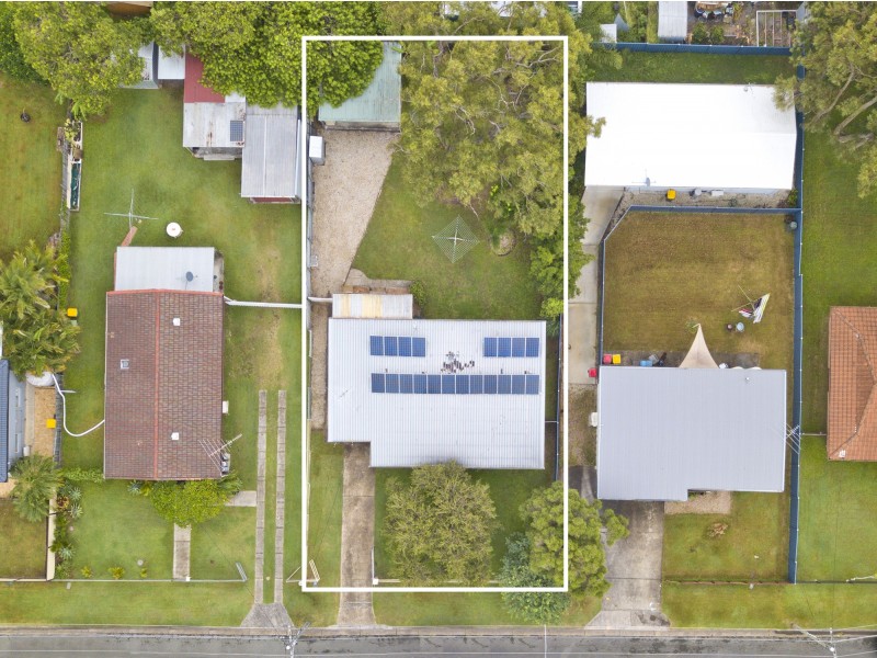 18 Meadow Crescent, Beenleigh QLD 4207