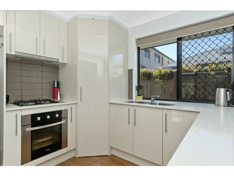 37 Ravensbourne Circuit, Waterford QLD 4133