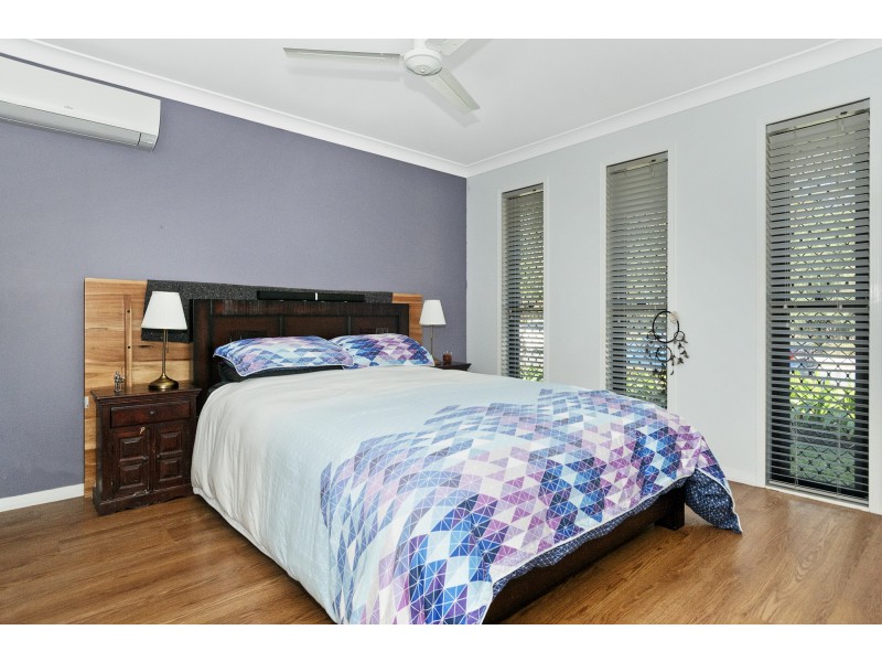 37 Ravensbourne Circuit, Waterford QLD 4133