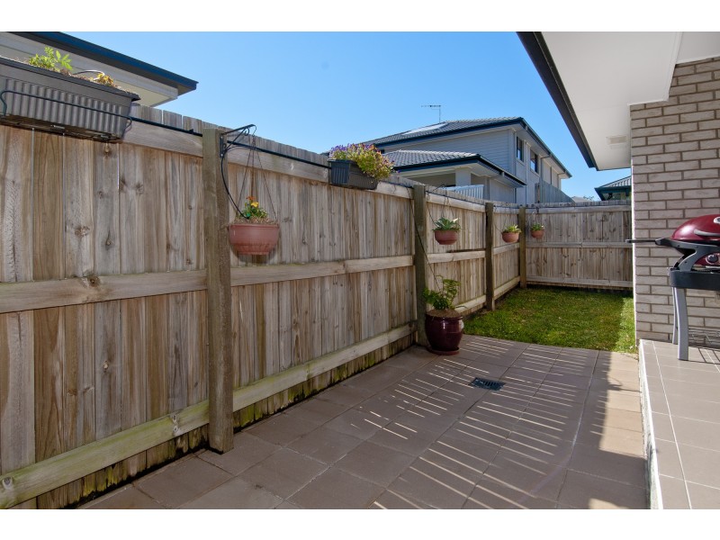 37 Ravensbourne Circuit, Waterford QLD 4133