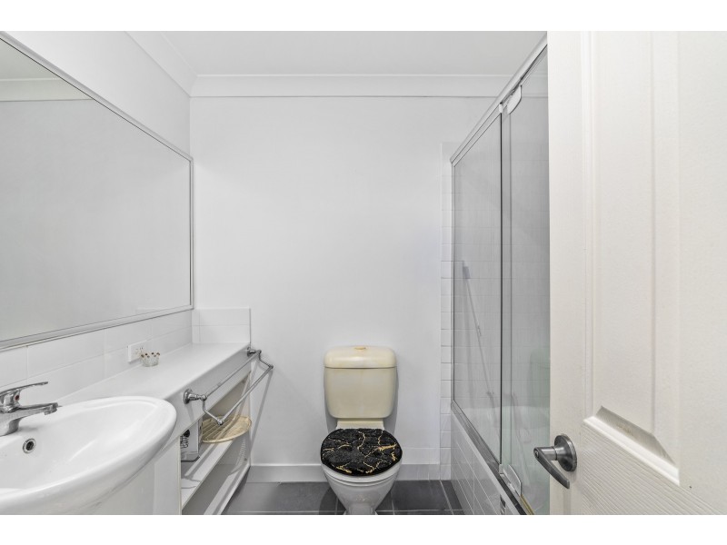 39/154 River Hills Road, Eagleby QLD 4207