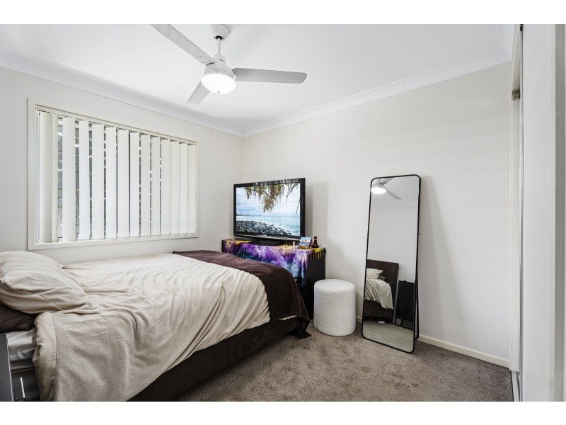 49/104a River Hills Road, Eagleby QLD 4207