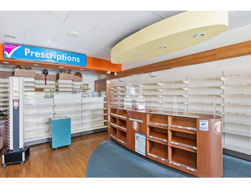 Shop 2/125-127 Castile Crescent, Edens Landing QLD 4207