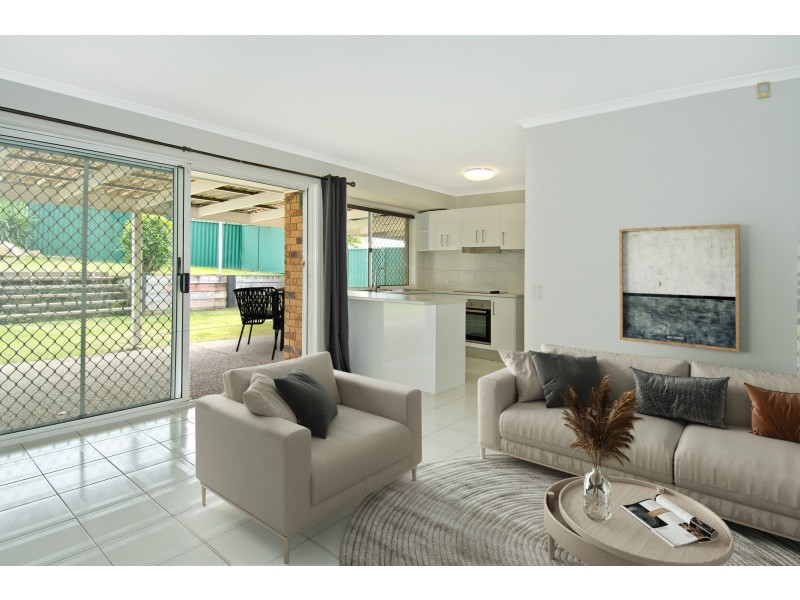 13 Duesbury Crescent, Edens Landing QLD 4207