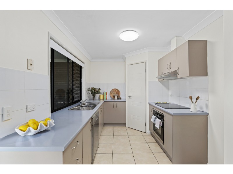 7B Pixie Hollow Court, Eagleby QLD 4207