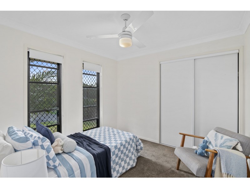 7B Pixie Hollow Court, Eagleby QLD 4207