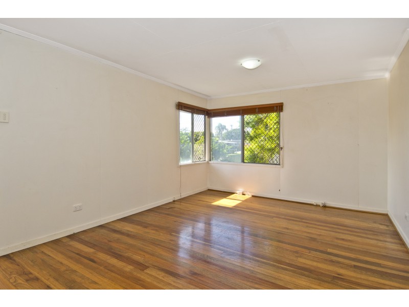 12 Beverley Street, Beenleigh QLD 4207