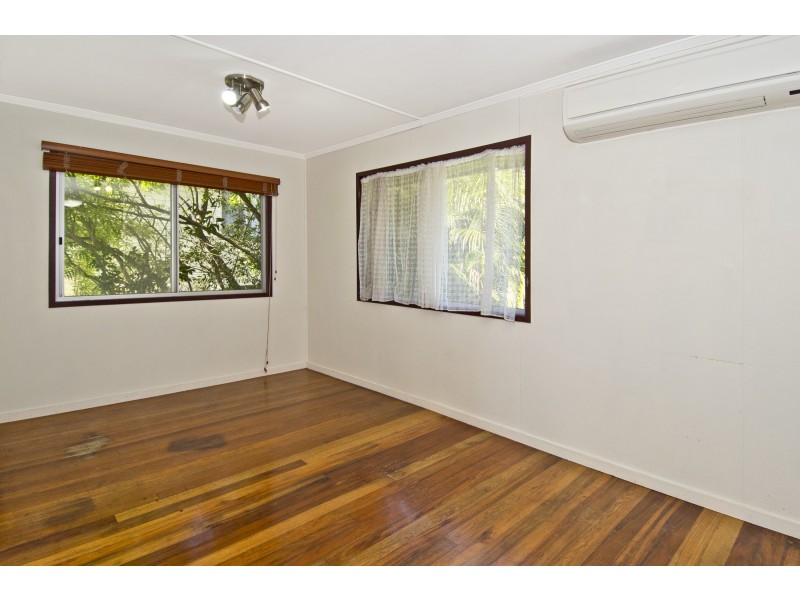 12 Beverley Street, Beenleigh QLD 4207
