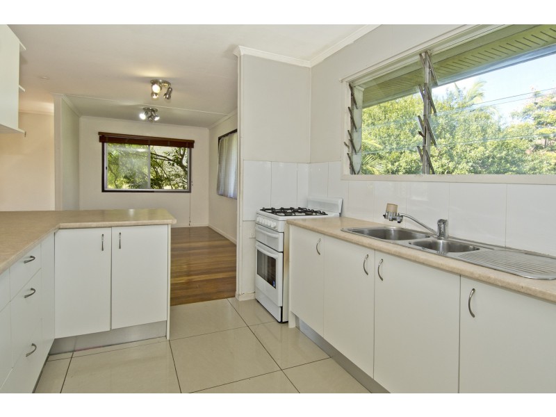12 Beverley Street, Beenleigh QLD 4207