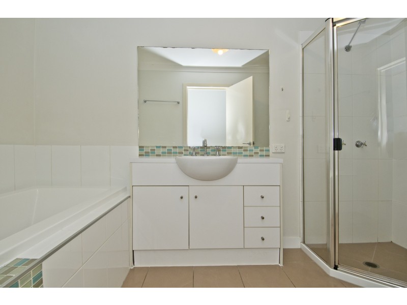 1/33 Goundry Drive, Holmview QLD 4207