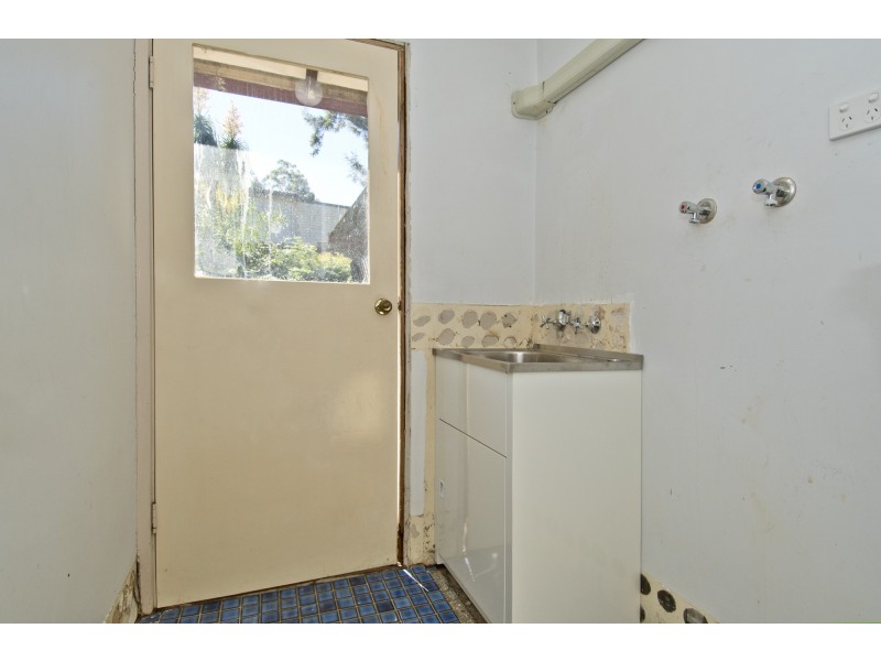 54 Avonmore Street, Edens Landing QLD 4207