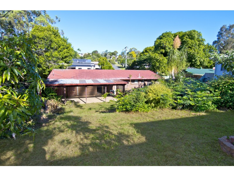 54 Avonmore Street, Edens Landing QLD 4207