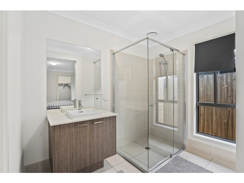 247 Killara Boulevard, Logan Reserve QLD 4133