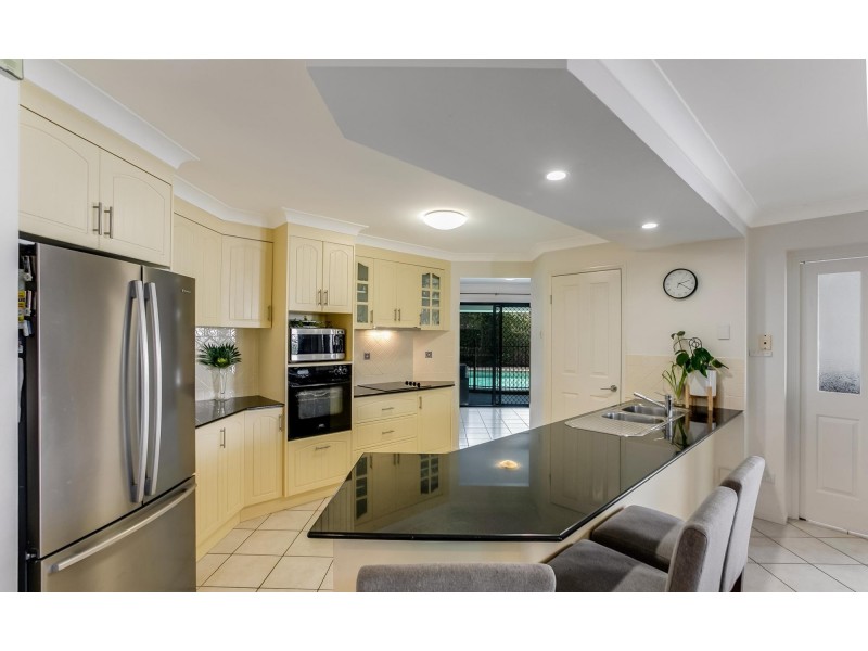 4 Conochie Place, Ormiston QLD 4160