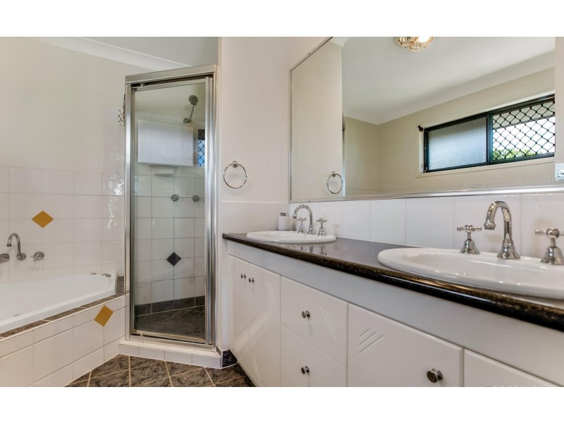4 Conochie Place, Ormiston QLD 4160