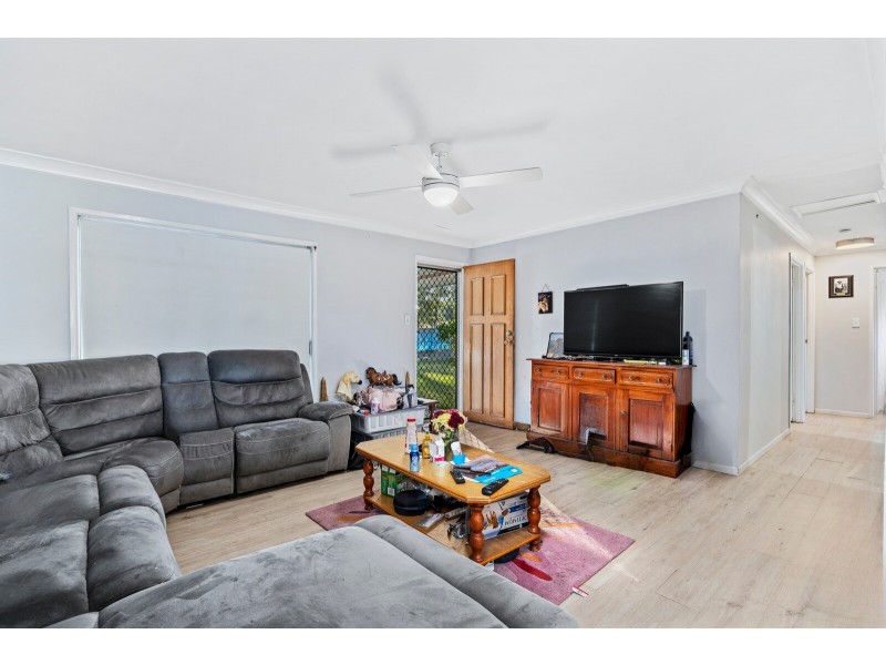 17 Lemongrove Street, Eagleby QLD 4207