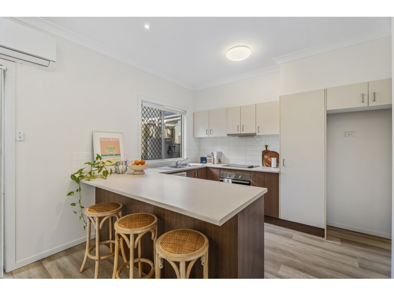 8/54-56 River Hills Road, Eagleby QLD 4207