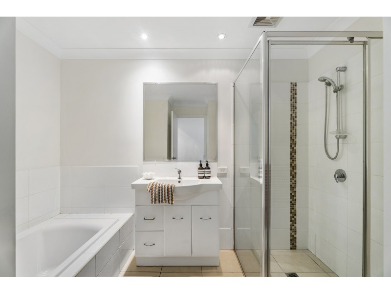 8/54-56 River Hills Road, Eagleby QLD 4207