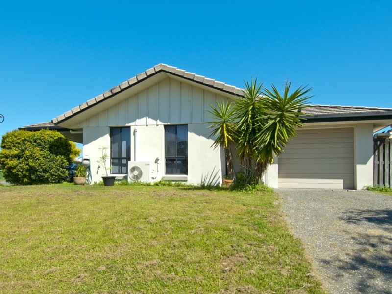 2/2 Wyndham Circuit, Holmview QLD 4207