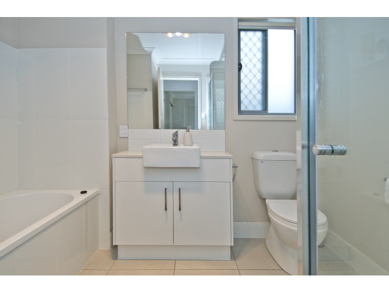 15 Windmill Place, Belivah QLD 4207