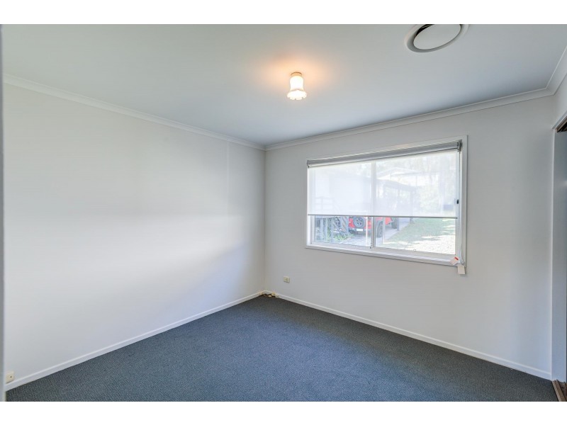 5 Woodlands Drive, Stapylton QLD 4207