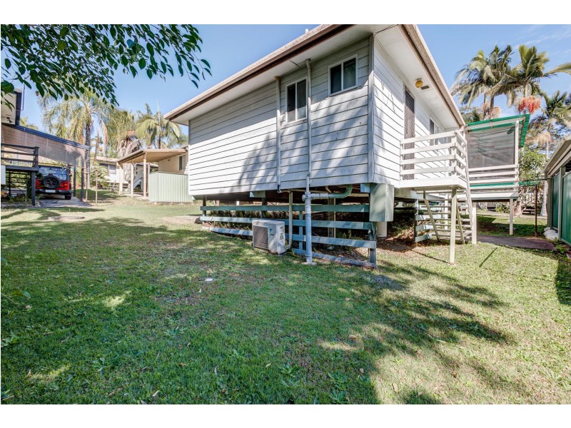 5 Woodlands Drive, Stapylton QLD 4207