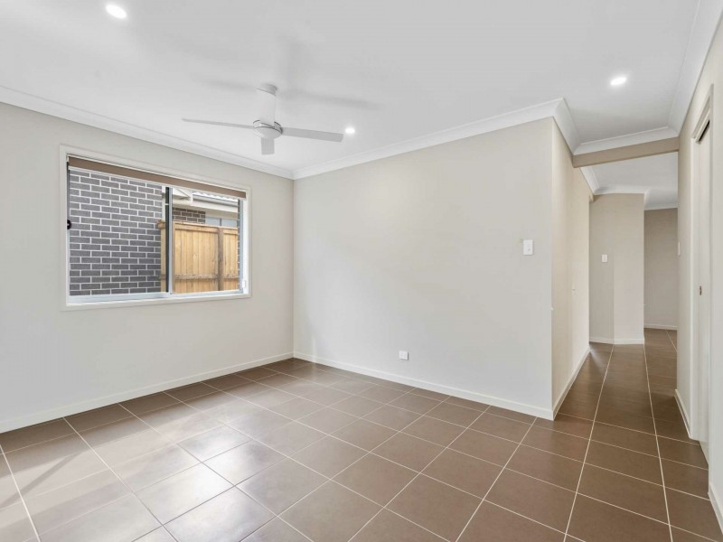 11 Macmillan Loop, Belivah QLD 4207