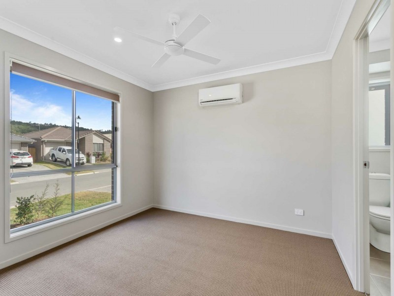 11 Macmillan Loop, Belivah QLD 4207