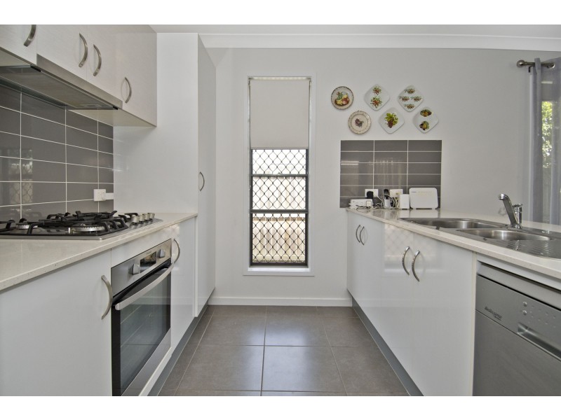 18 Chikameena Street, Logan Reserve QLD 4133