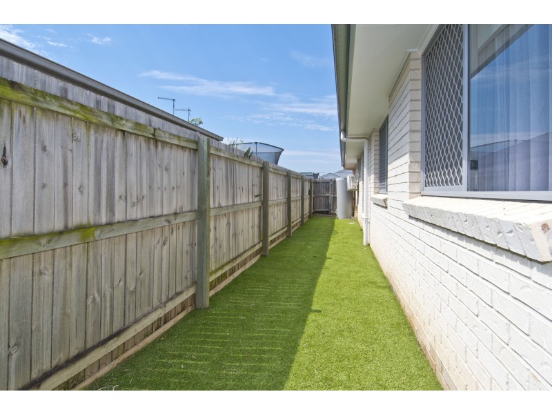 18 Chikameena Street, Logan Reserve QLD 4133