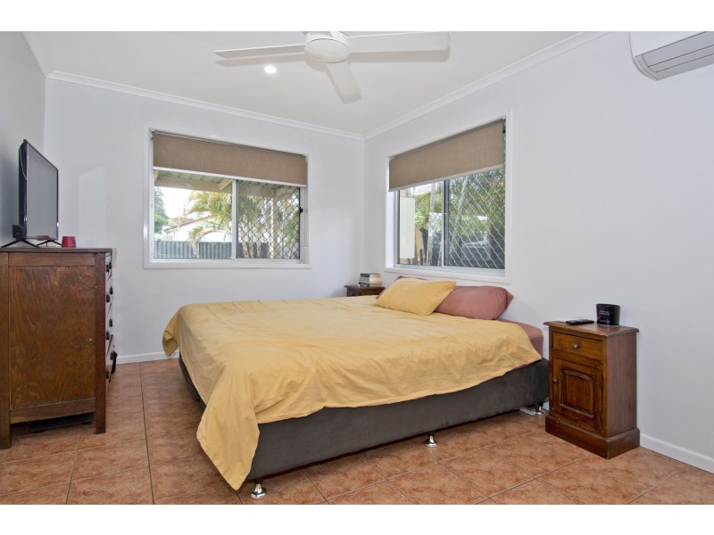 24 Bedford Crescent, Eagleby QLD 4207