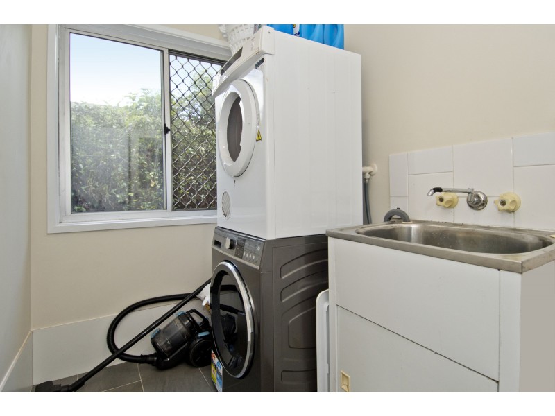 24 Bedford Crescent, Eagleby QLD 4207